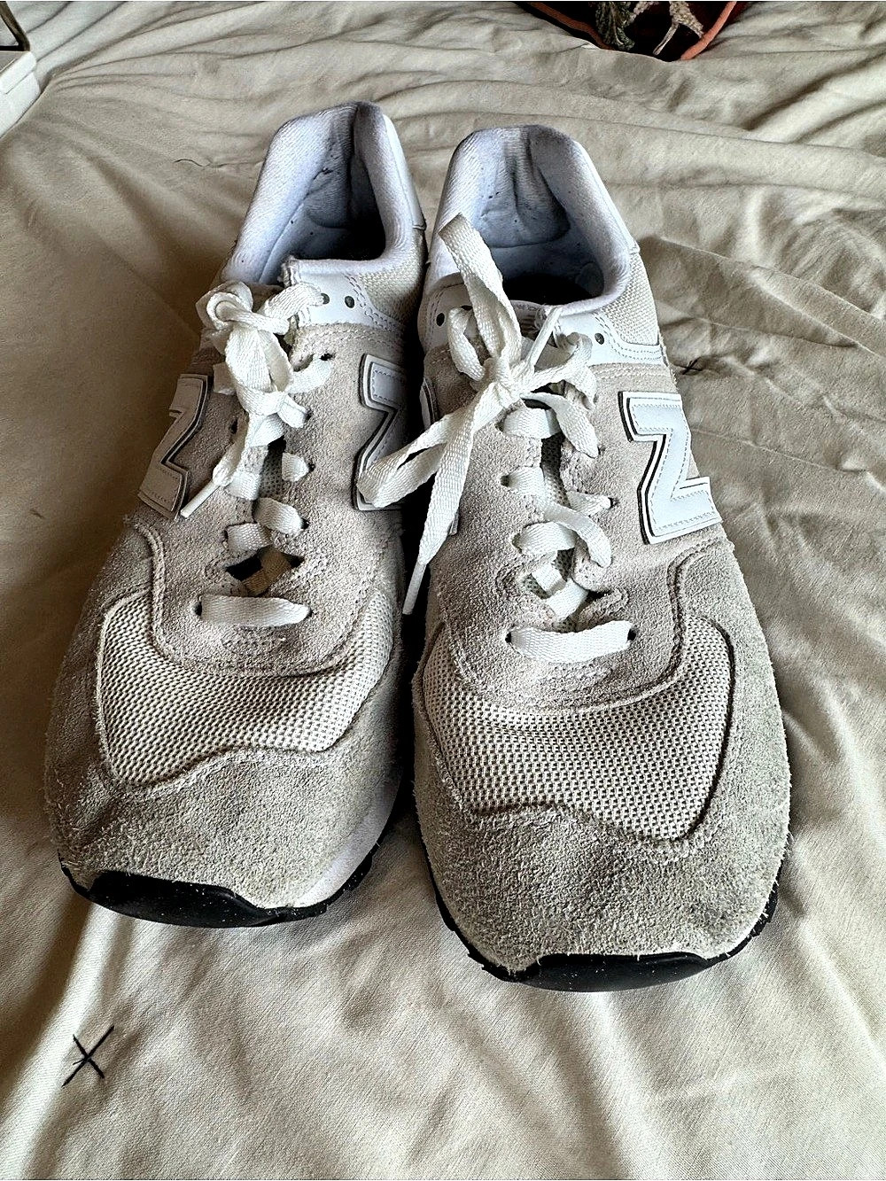 New Balance 574 Classic Grey Gray & White Sneakers US 10
